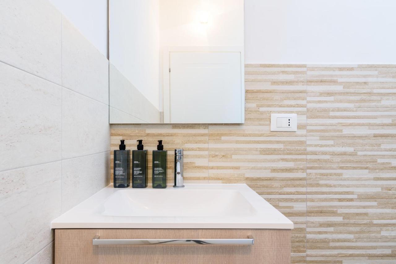 White Navigli Apartment Milano Ngoại thất bức ảnh
