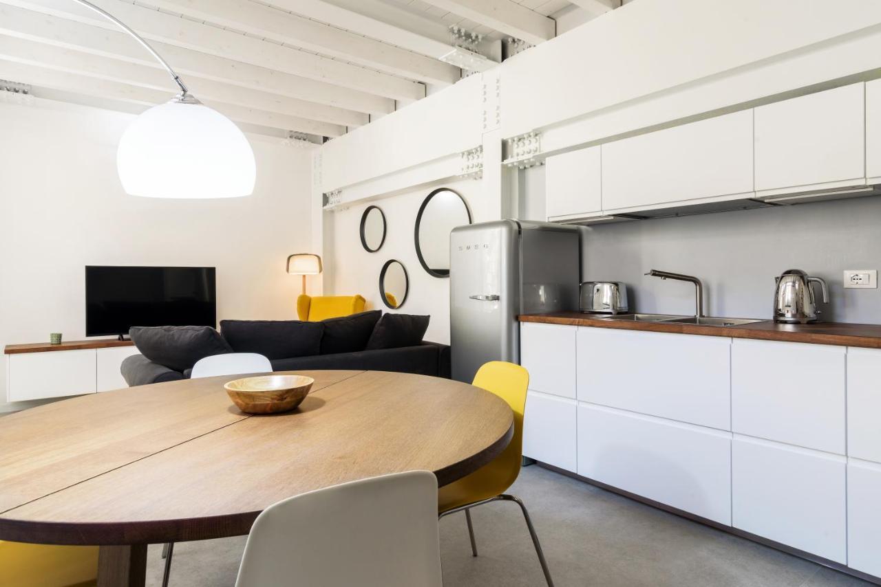 White Navigli Apartment Milano Ngoại thất bức ảnh